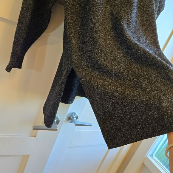 Black sweater - Picture 4 of 5